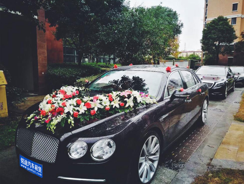 賓利婚禮花(huā)車(che)